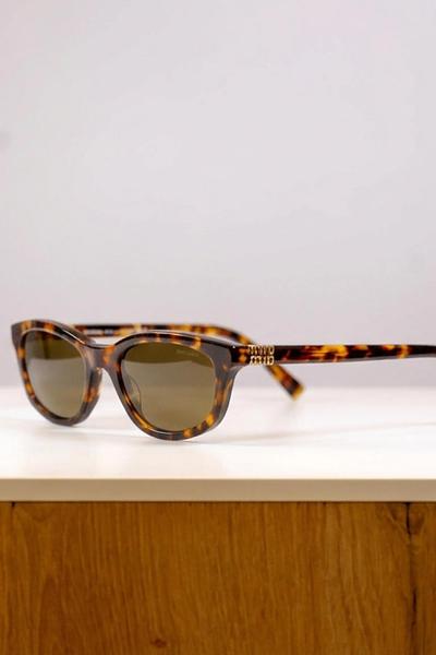 Occhiali da Sole Miu Miu SMUA06